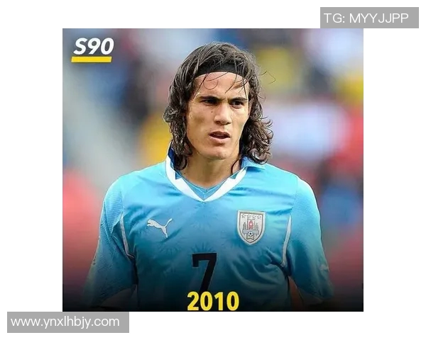 足球明星佳伟的职业生涯与成就全景介绍